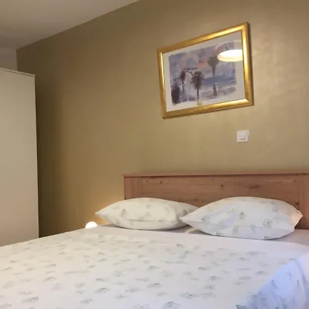 One-bedroom Apartment, Wifi, Airco, Parking, Washing Machine, Grill * Medulin