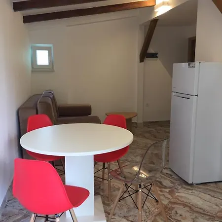 One-bedroom Apartment, Wifi, Airco, Parking, Washing Machine, Grill Apartment Medulin